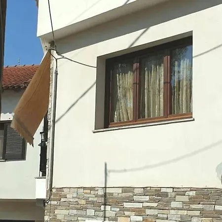 Tinas House Апартаменты *